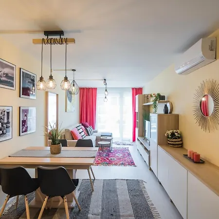 Myflat Adriana Panorama Lägenhet *